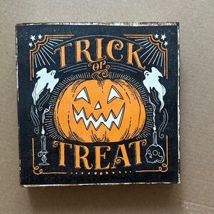 Halloween Wood Decor